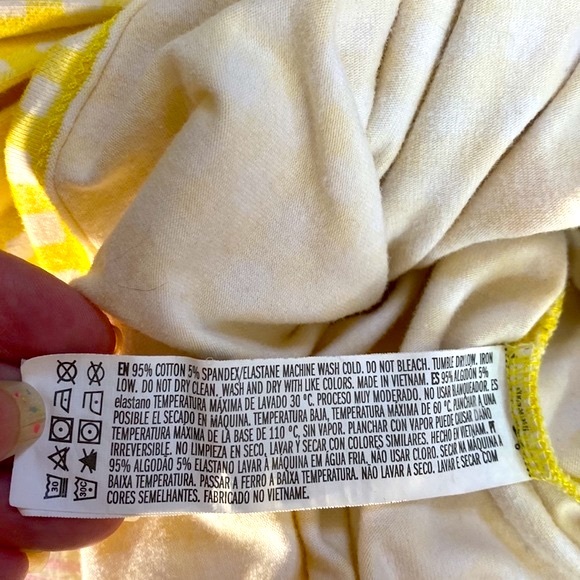 Forever 21 yellow and white checked top - Picture 5 of 5